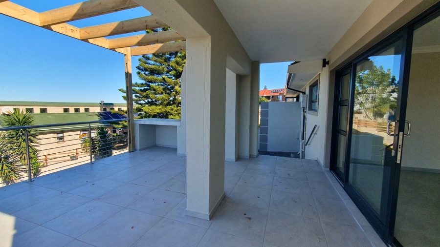 3 Bedroom Property for Sale in Dana Bay Western Cape